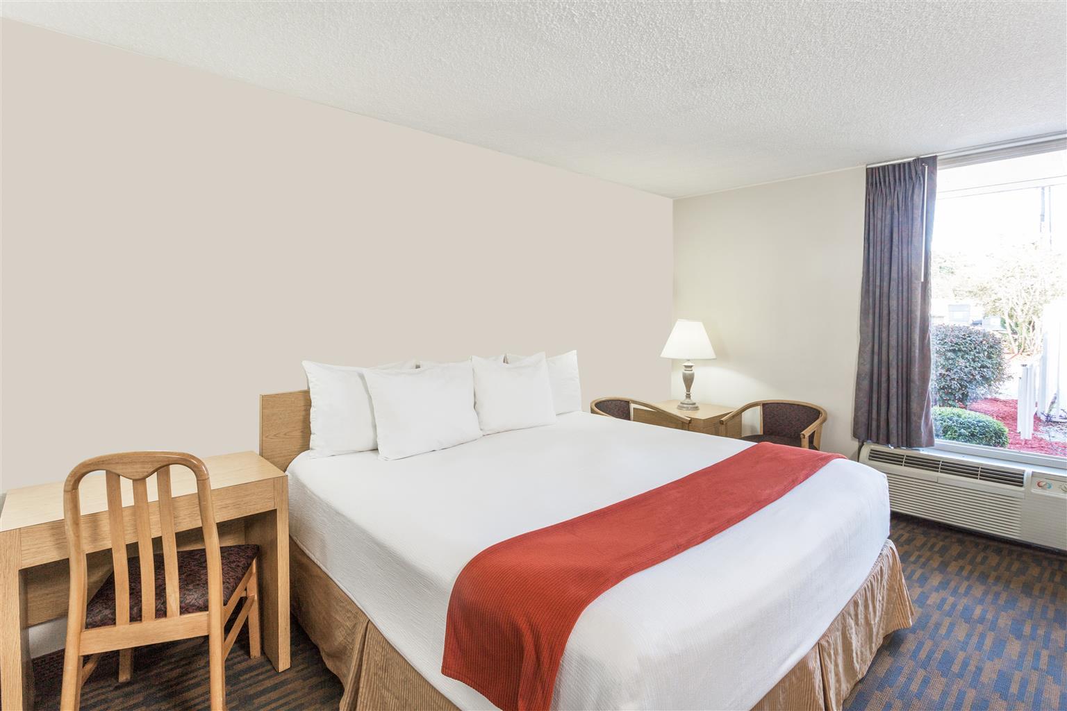 Set de Habitación Days Inn by Wyndham Adel I-75