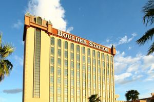 Alojamiento - Boulder Station Hotel and Casino