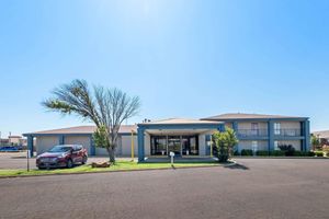 Alojamiento - Quality Inn Plainview