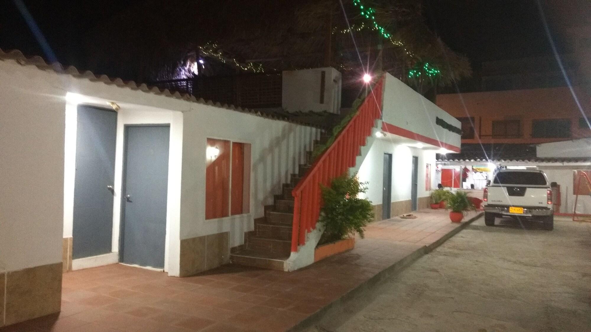 Vista Exterior Manzanillo Beach