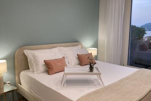 Alquiler Vacacional - FWL Italian Romance on the Lake, with private garden!