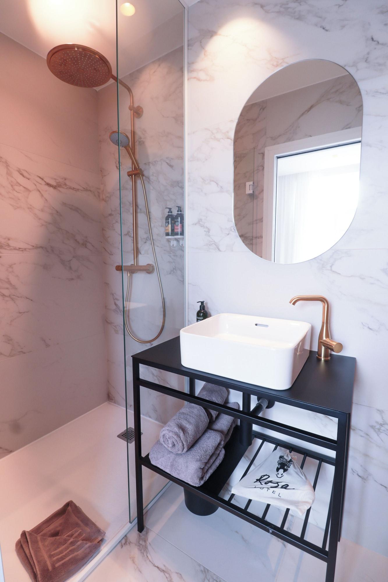 Equipamiento de Habitación Rosa Hotel