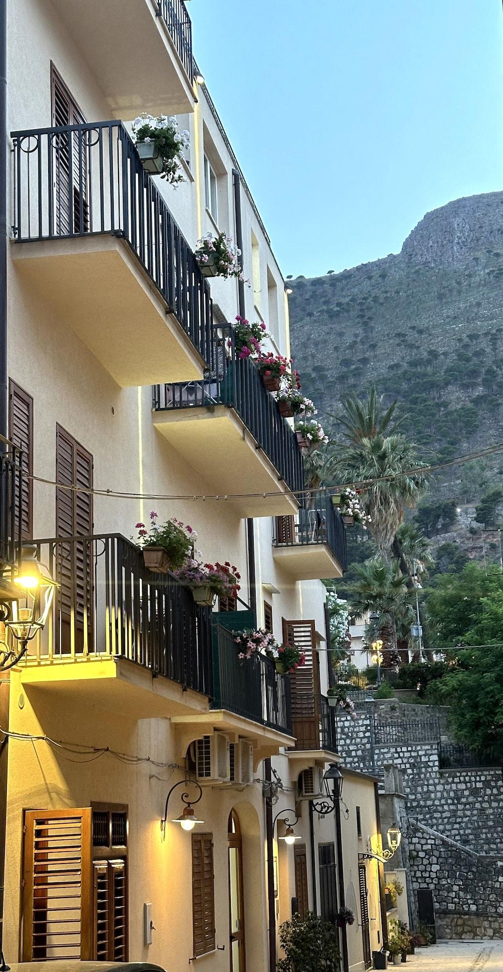 Varios Badia Rooms & Breakfast