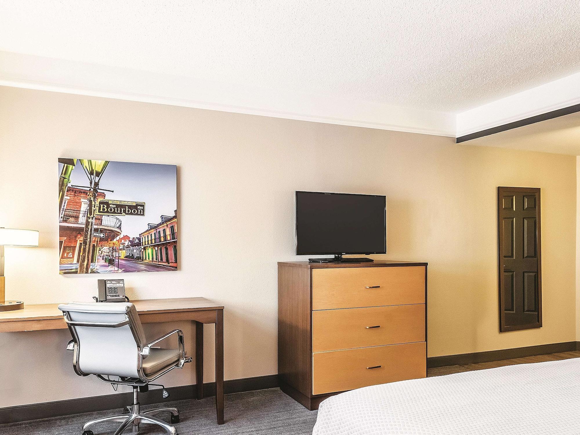 Habitación La Quinta Inn & Suites by Wyndham New Orleans Downtown