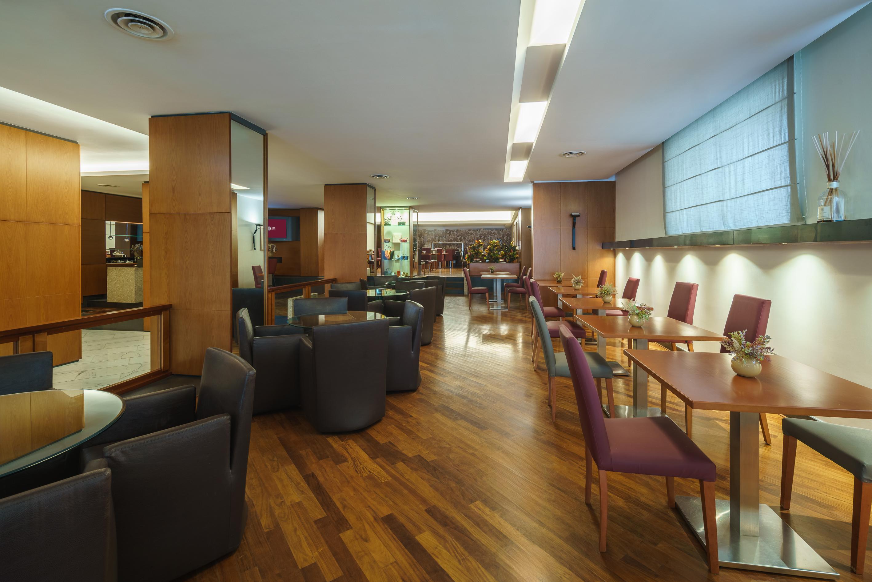 Bar/Salón Exe Majestic