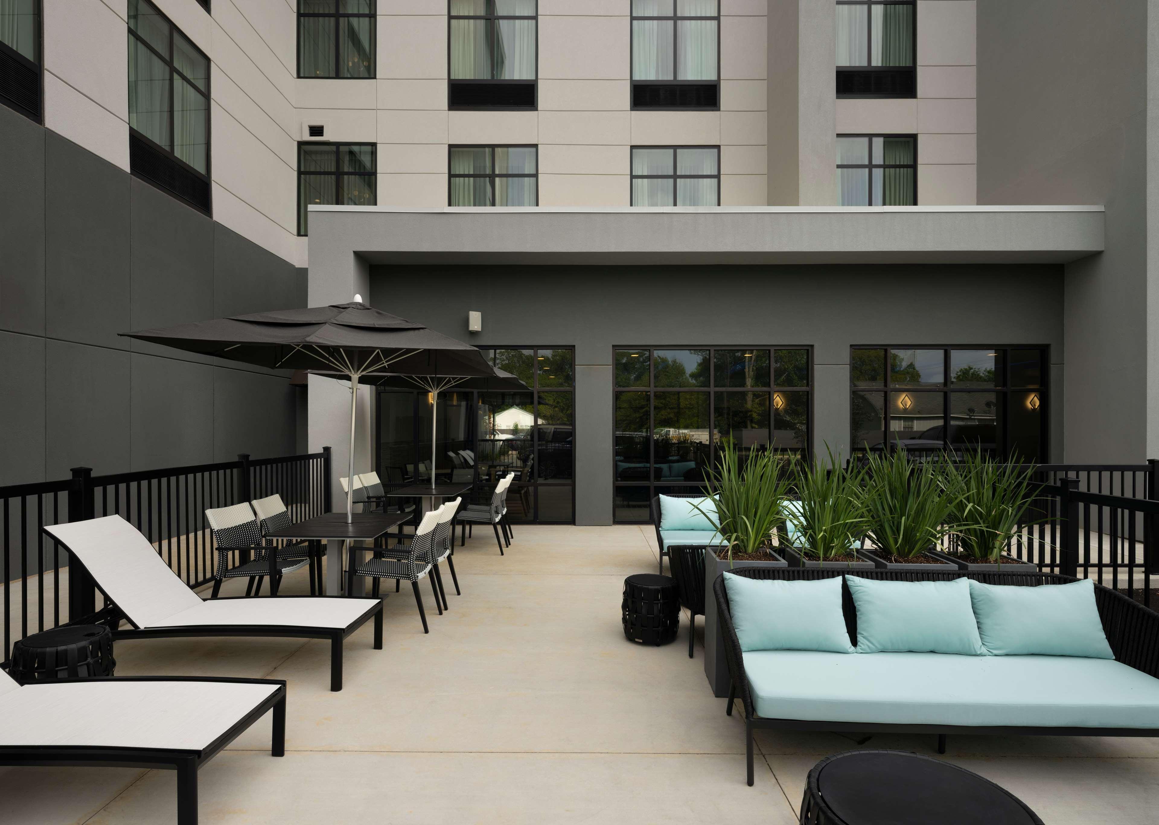 Vista Exterior Homewood Suites by Hilton Jackson Fondren Medical District