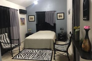 Alquiler Vacacional - Autentica Villa con piscina privada en Playa Juan Dolio.