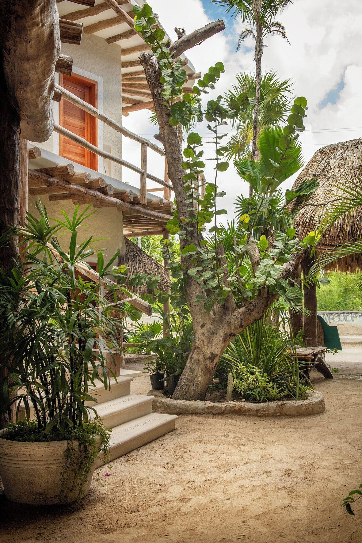 Vista Lobby Mawimbi Boutique Hotel