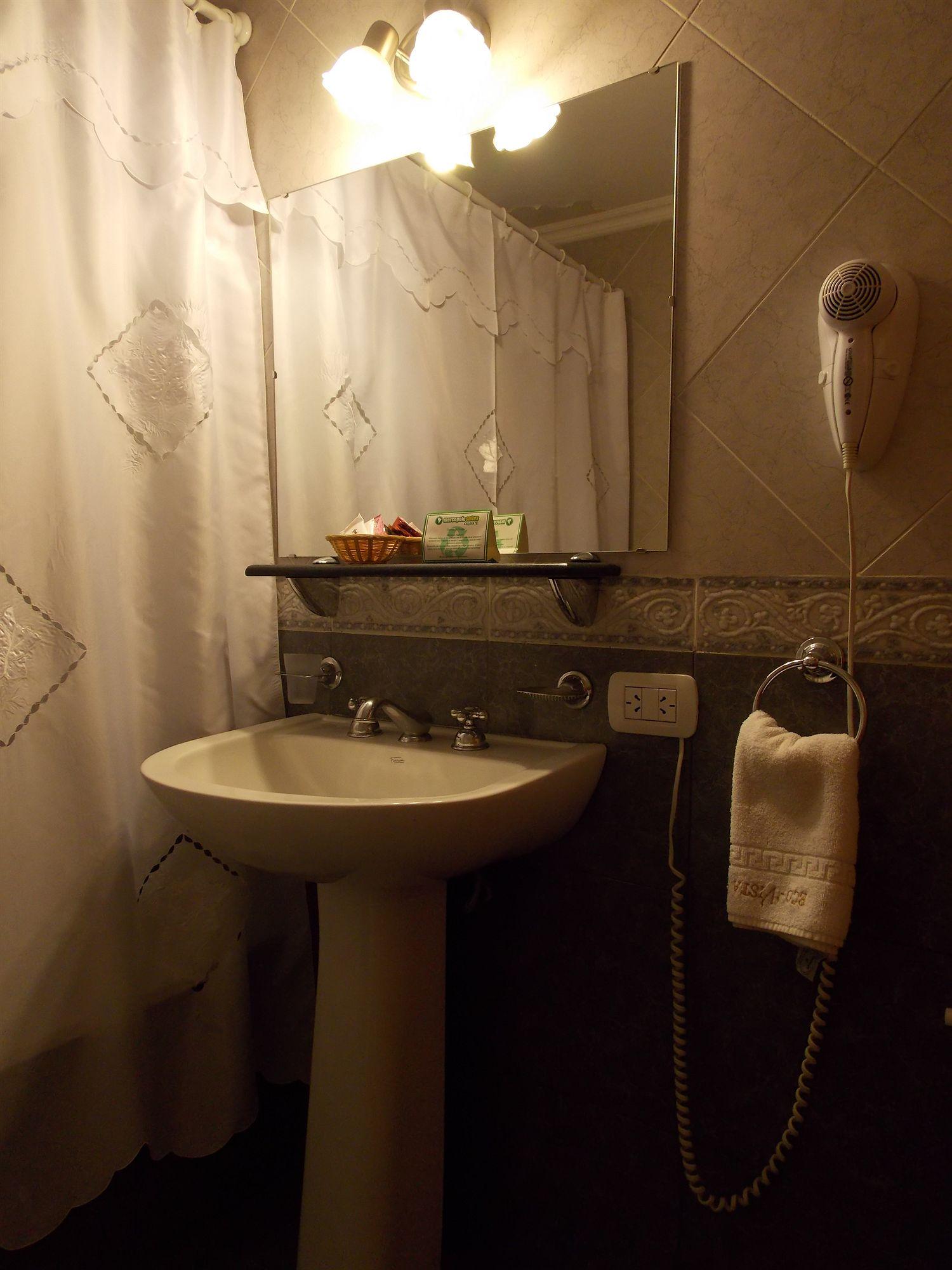 Equipamiento de Habitación Marcopolo Suites Calafate