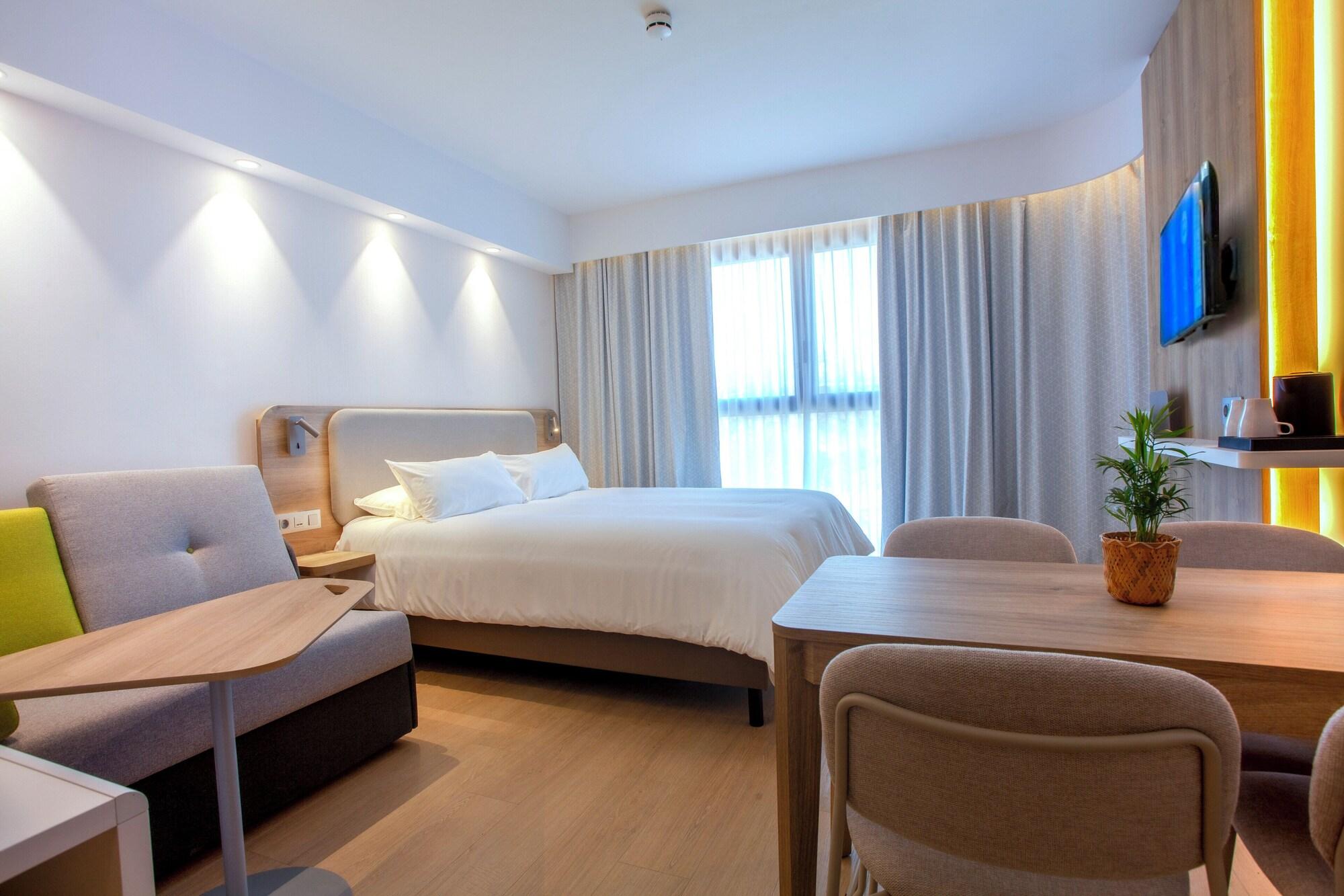 Habitación Holiday Inn Express & Suites Barcelona Sabadell by IHG