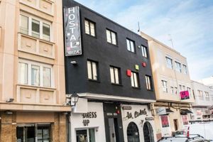 Alojamiento - Hostal Ibiza