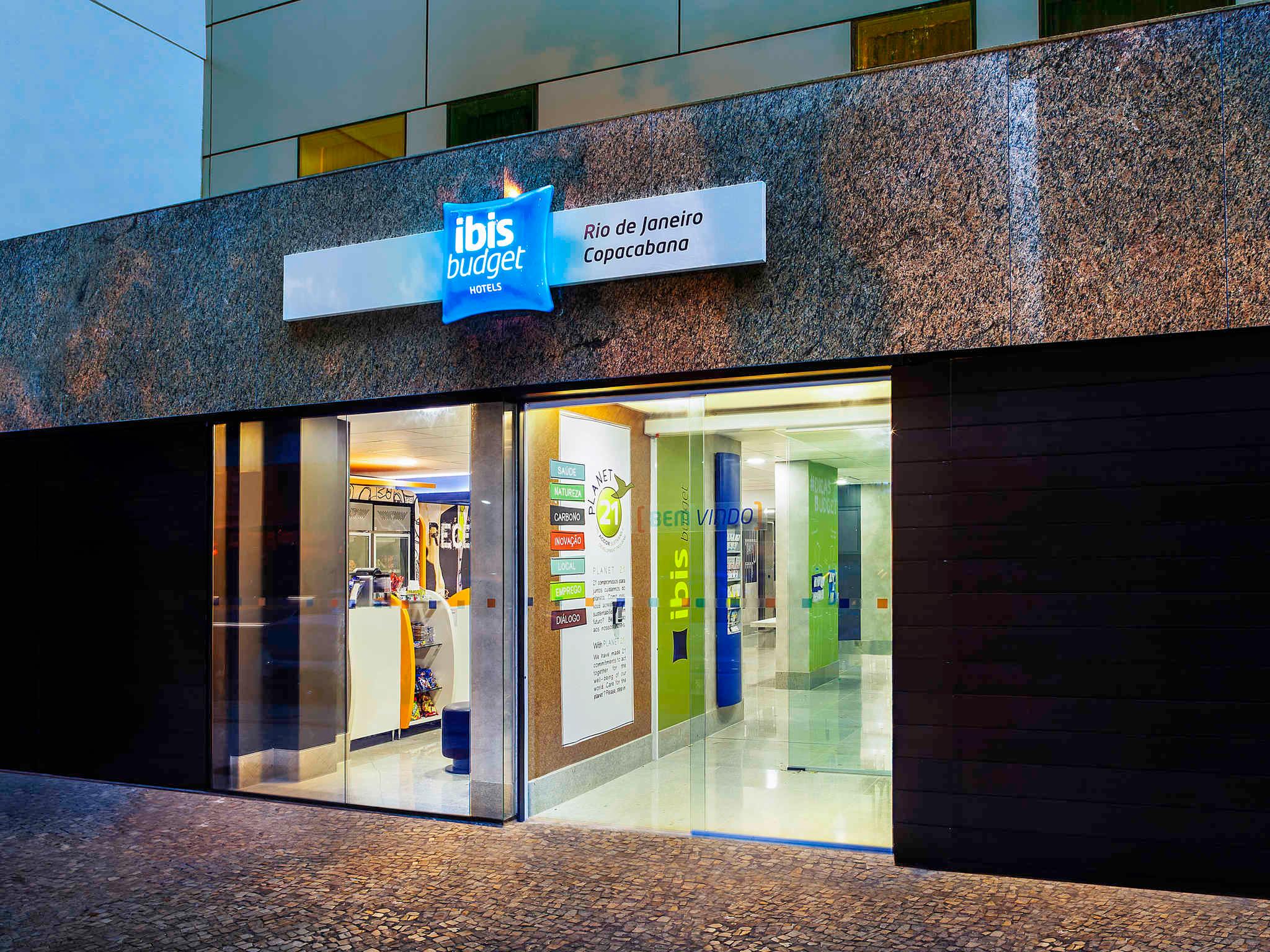 Vista Exterior Ibis Budget RJ Copacabana
