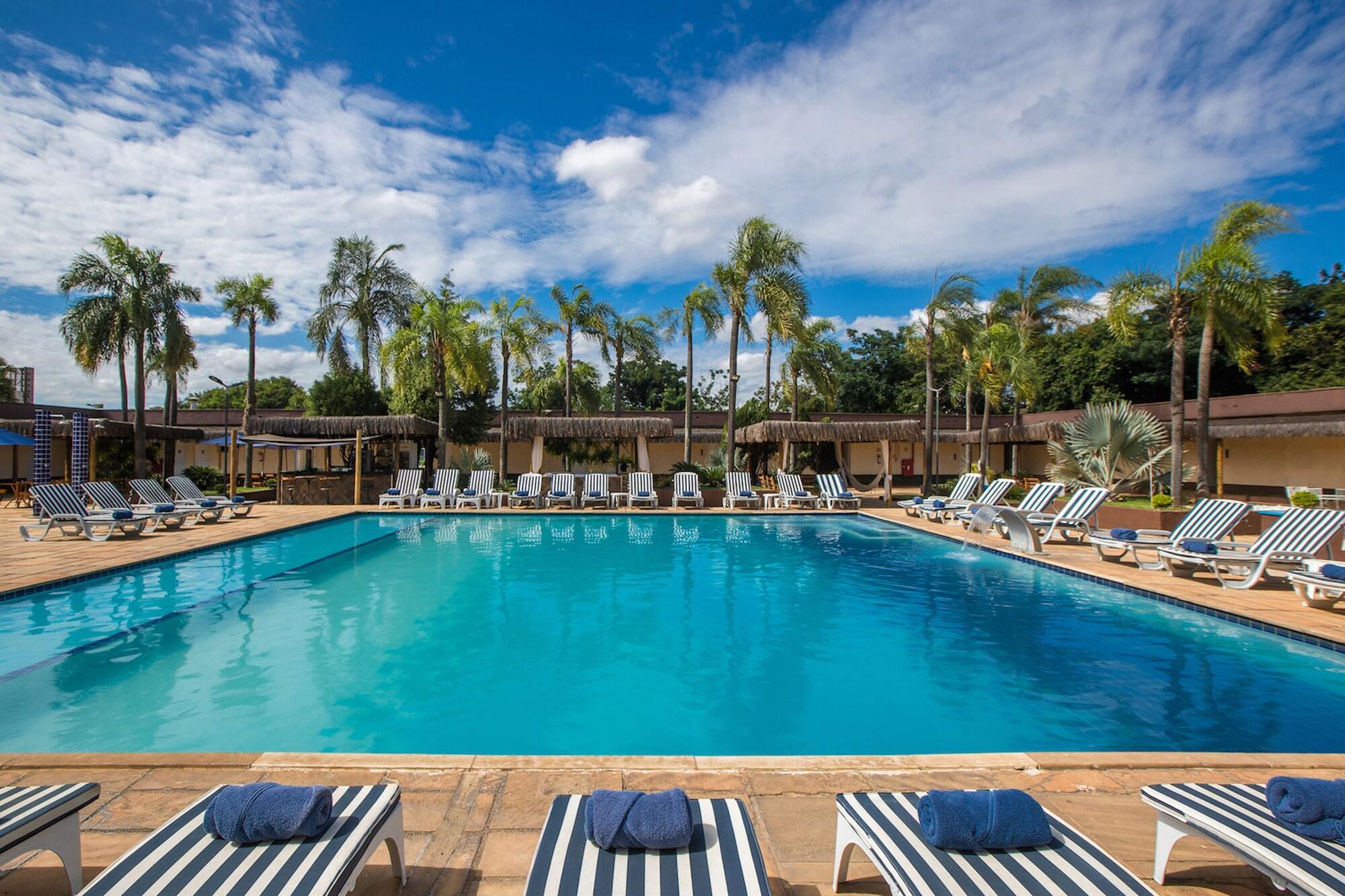 Vista Piscina Sumaré Park Hotel