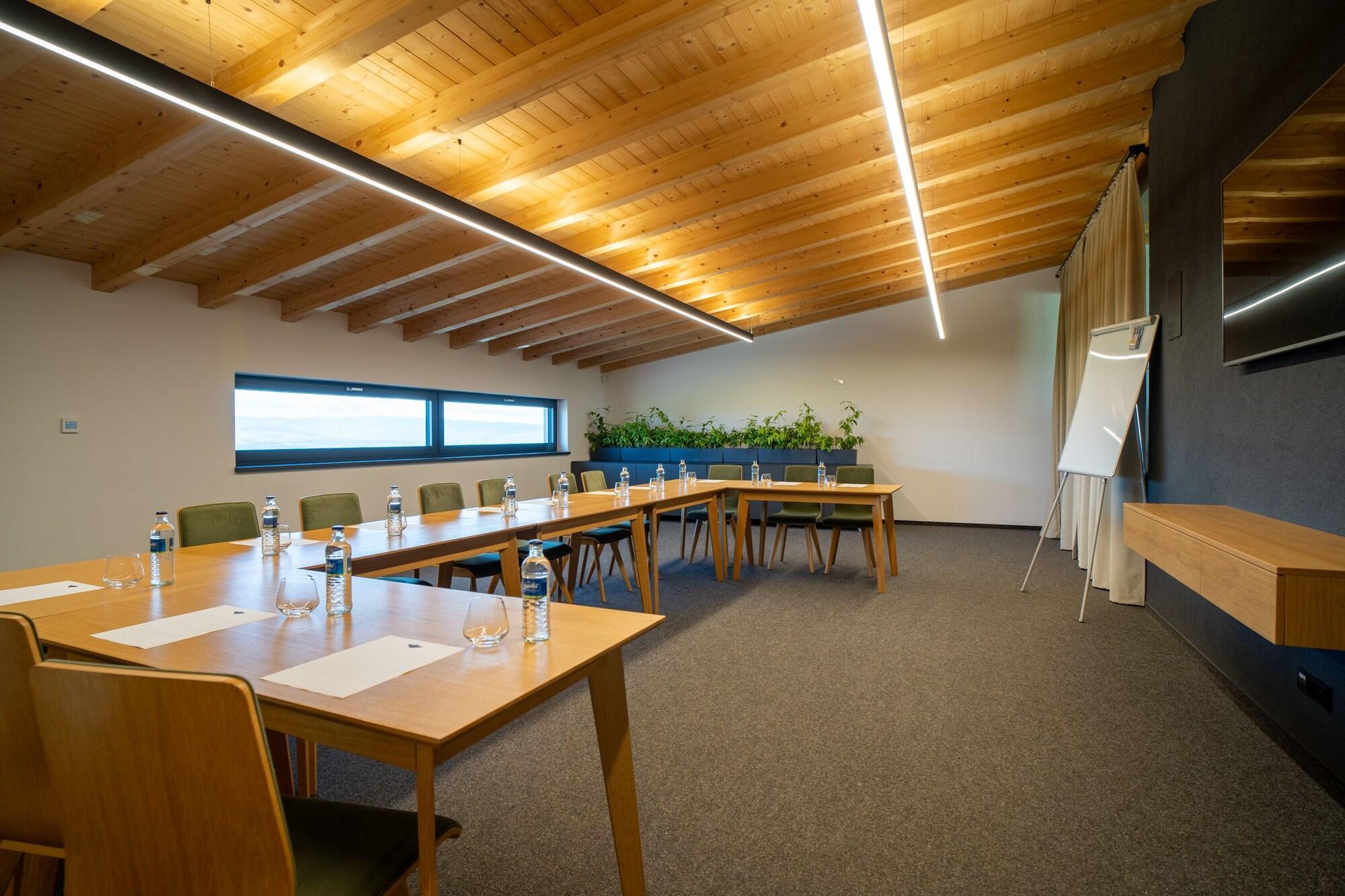 Sala de Reuniones Royal Village