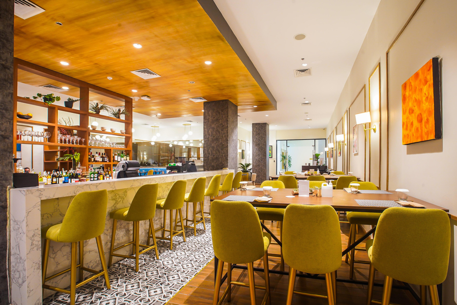 Restaurant Summit Hotel Naga