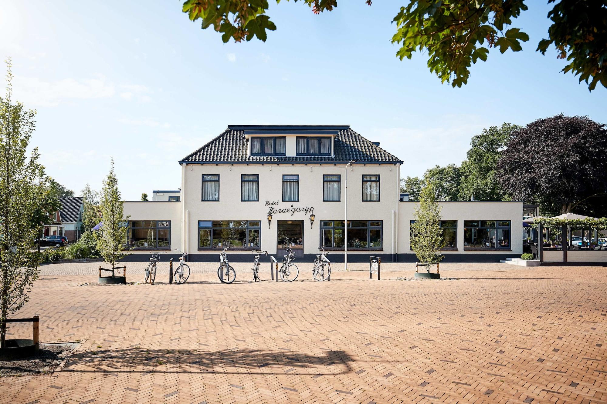 Vista Exterior Van der Valk Hotel Hardegarijp - Leeuwarden