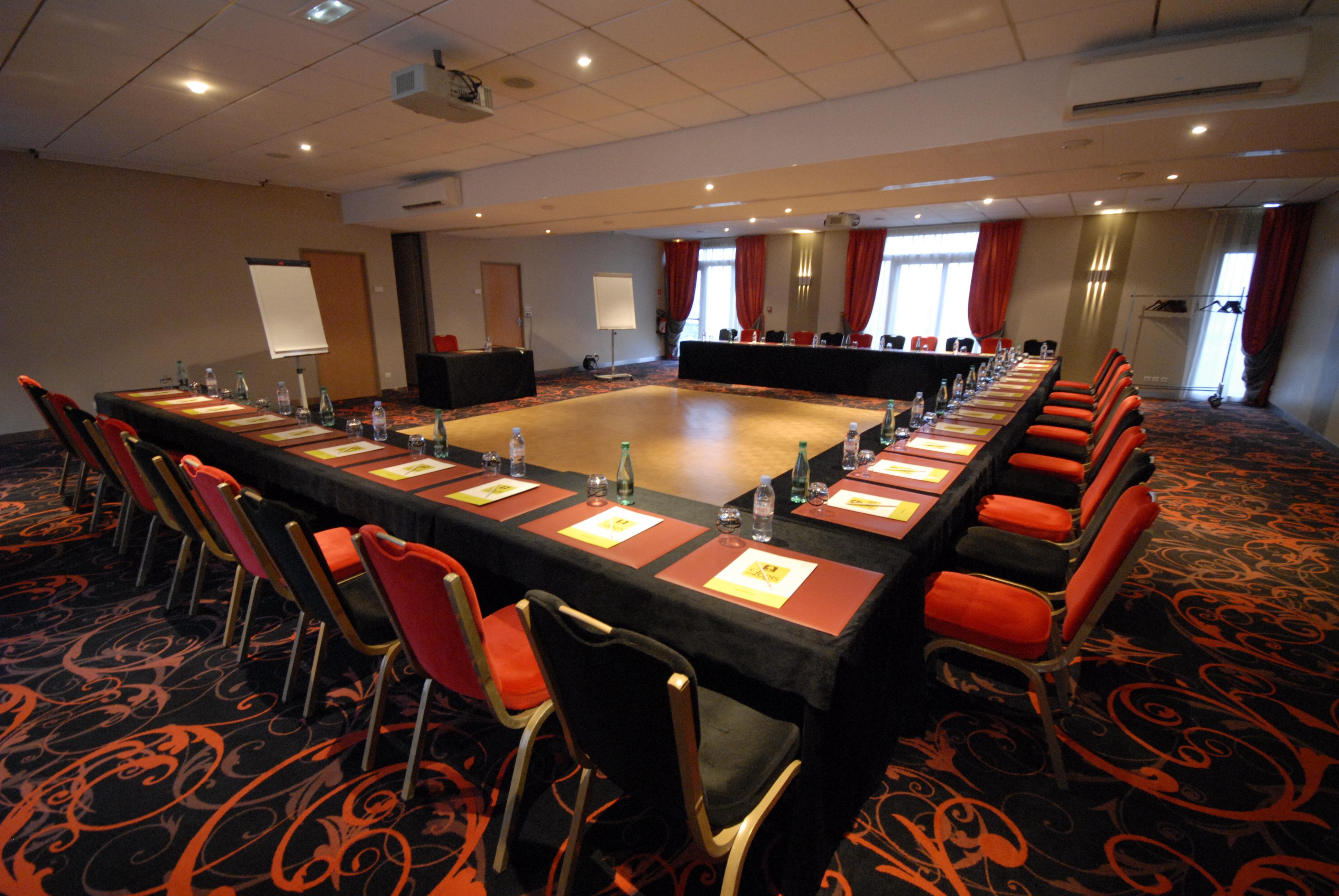 Centro de Negocios Ibis Styles Chartres Sud Barjouville