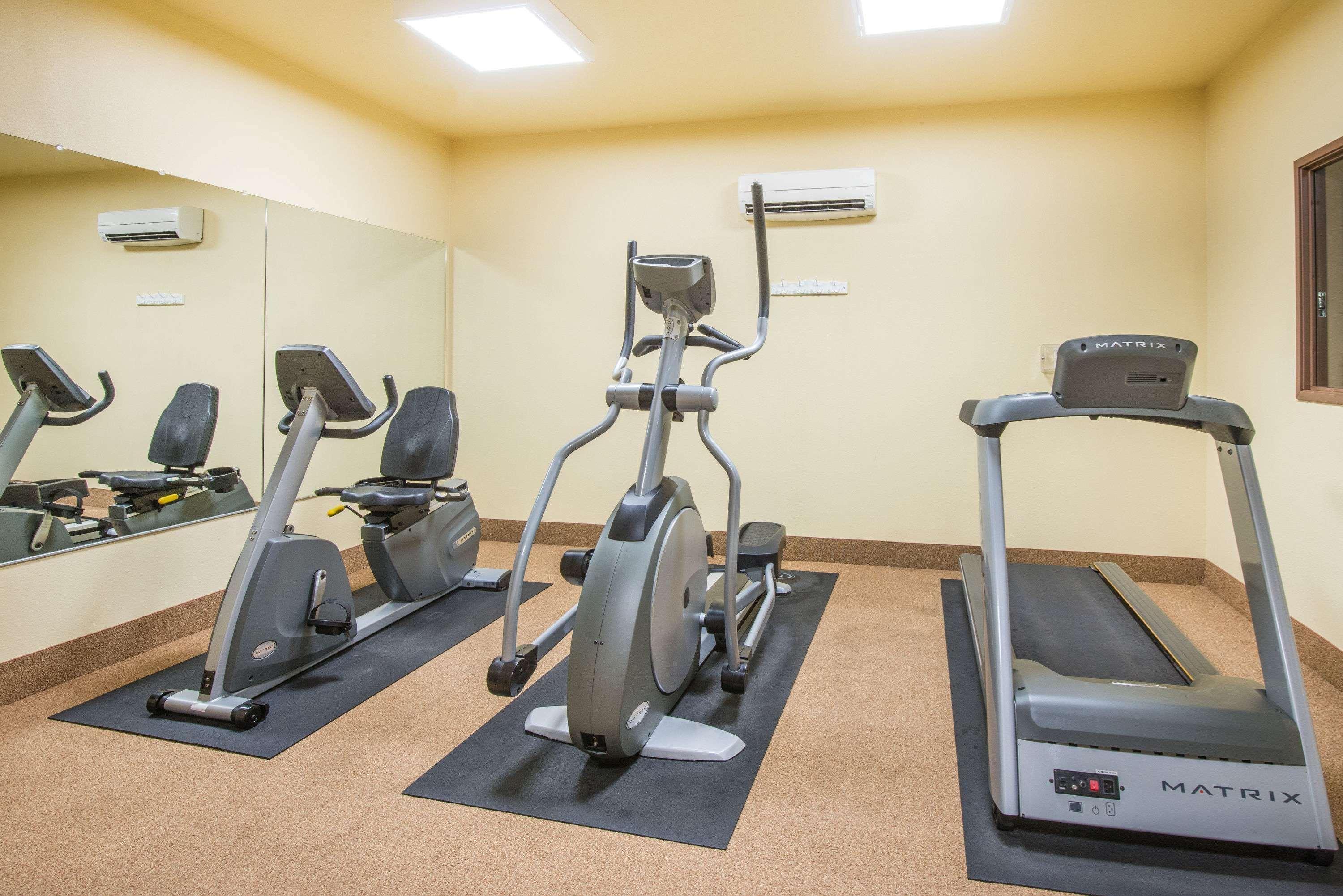 Gimnasio Days Inn by Wyndham Ellis