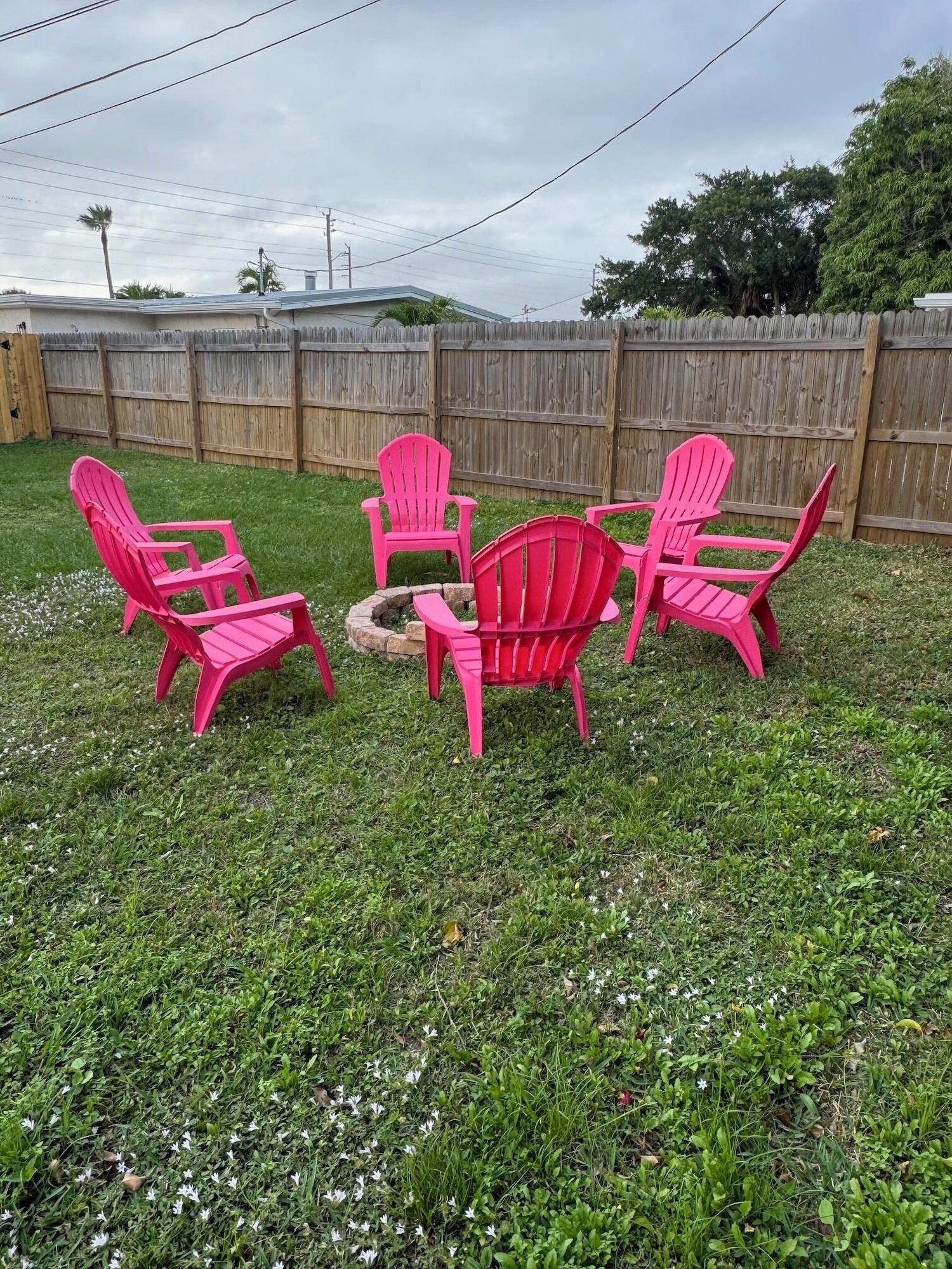 Vista Exterior 1 Bed Room Pool Steps to Beach