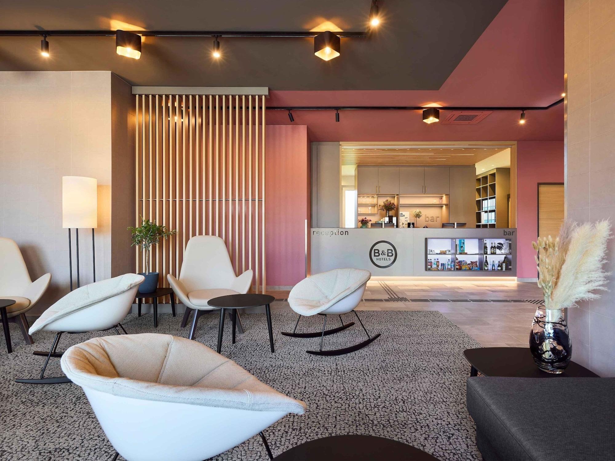 Vista Lobby B&B HOTEL Emmerich