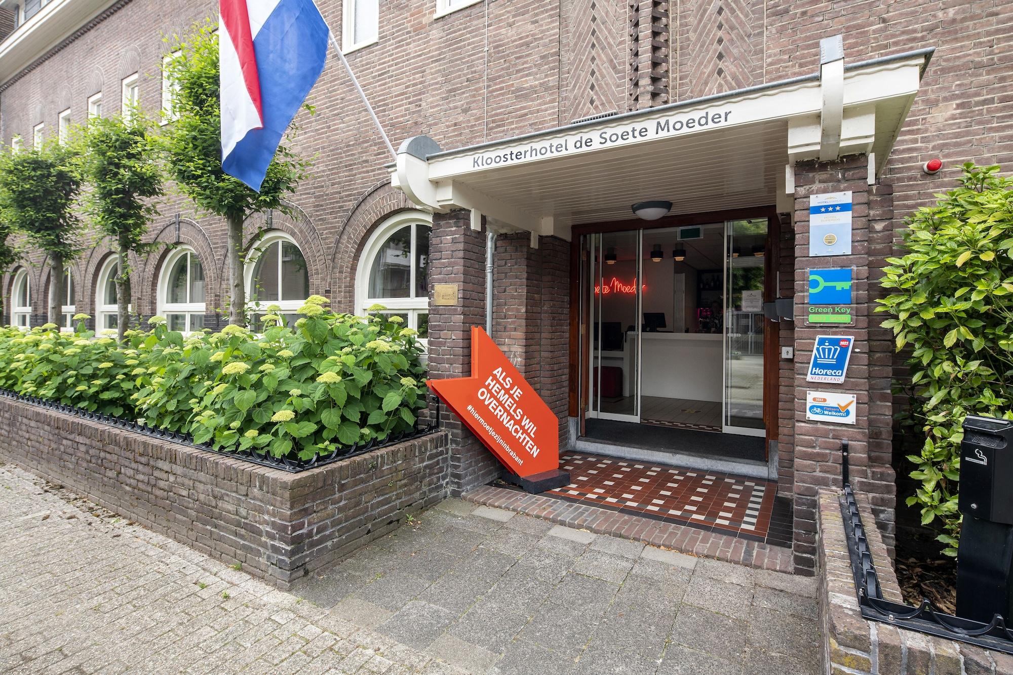 Vista Exterior Kloosterhotel de Soete Moeder