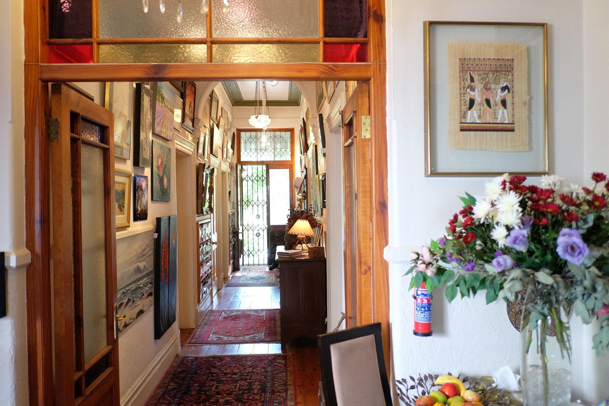 Vista Lobby Jambo Guest House