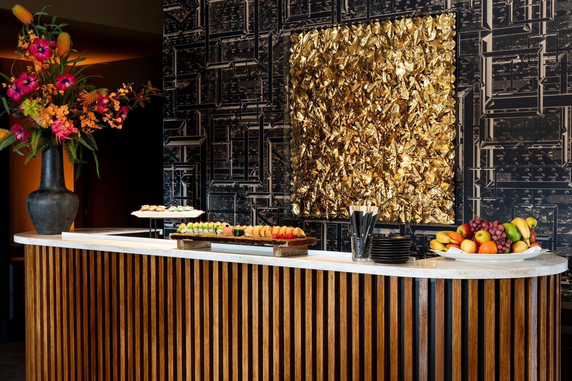 Vista Lobby Apollo Hotel Amsterdam, a Tribute Portfolio Hotel