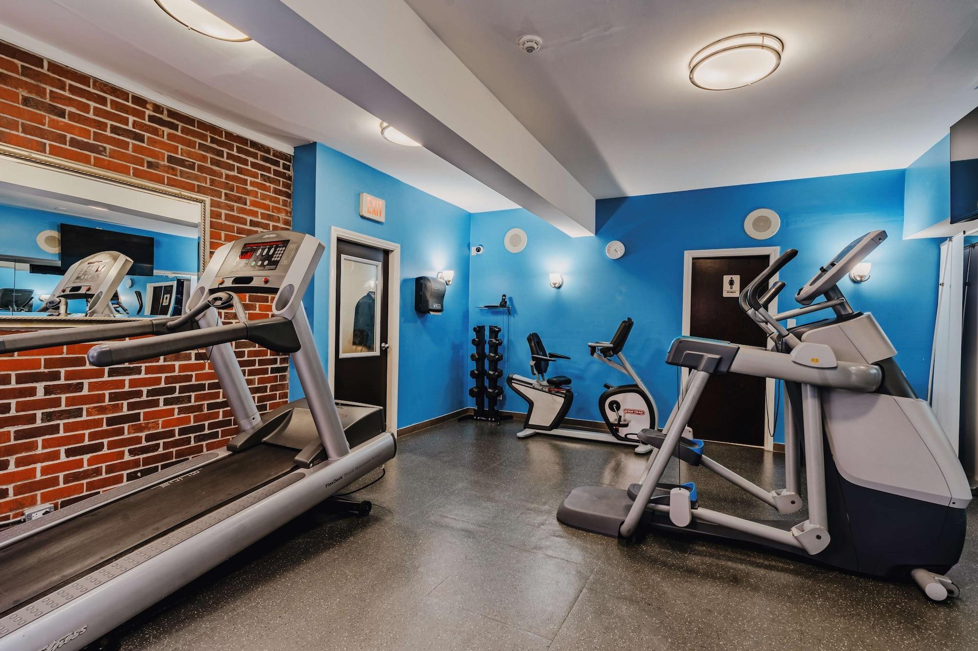 Gimnasio SureStay Plus by Best Western Coquitlam