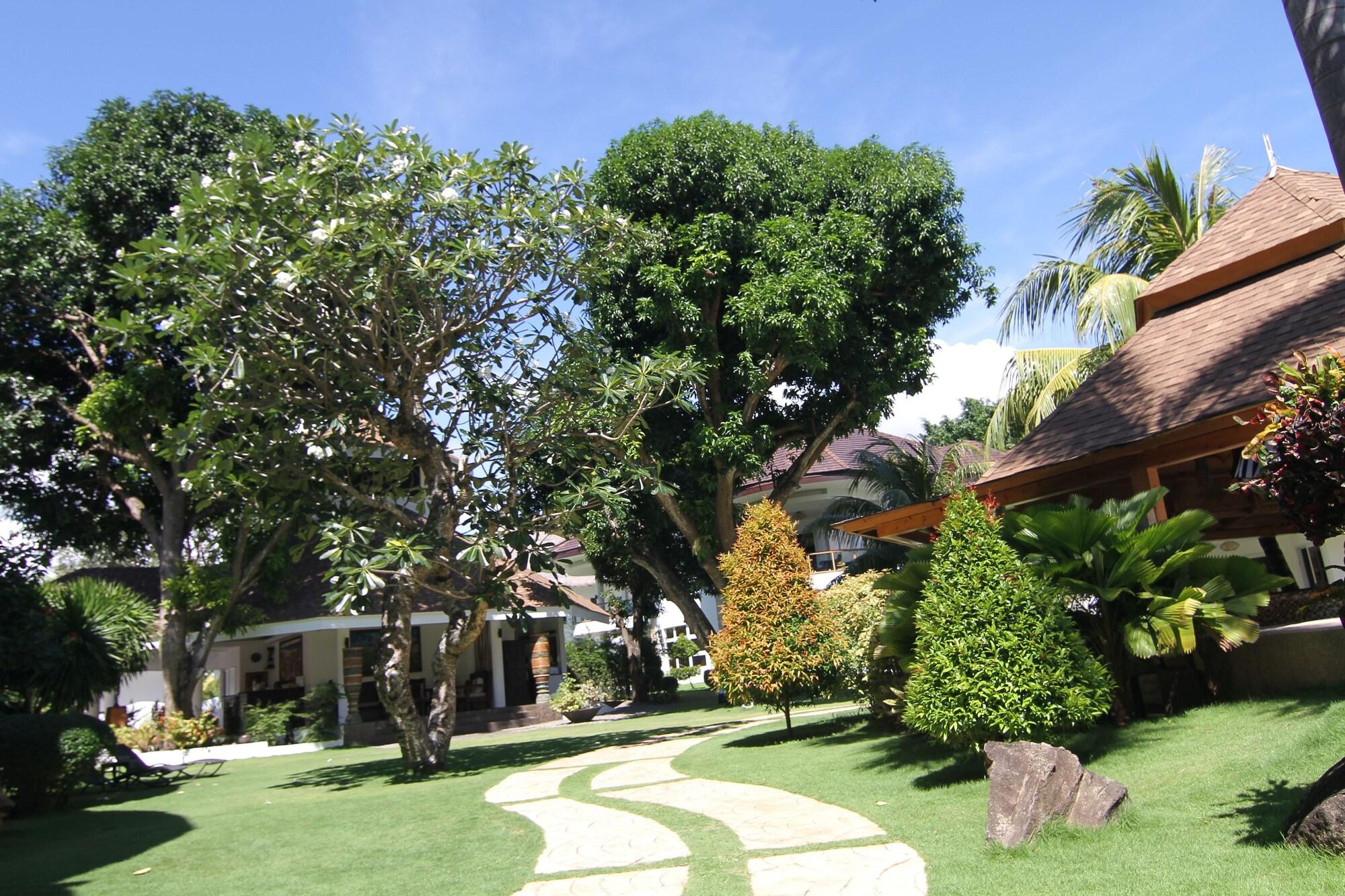 Vista Exterior Vida Homes Condo Resort