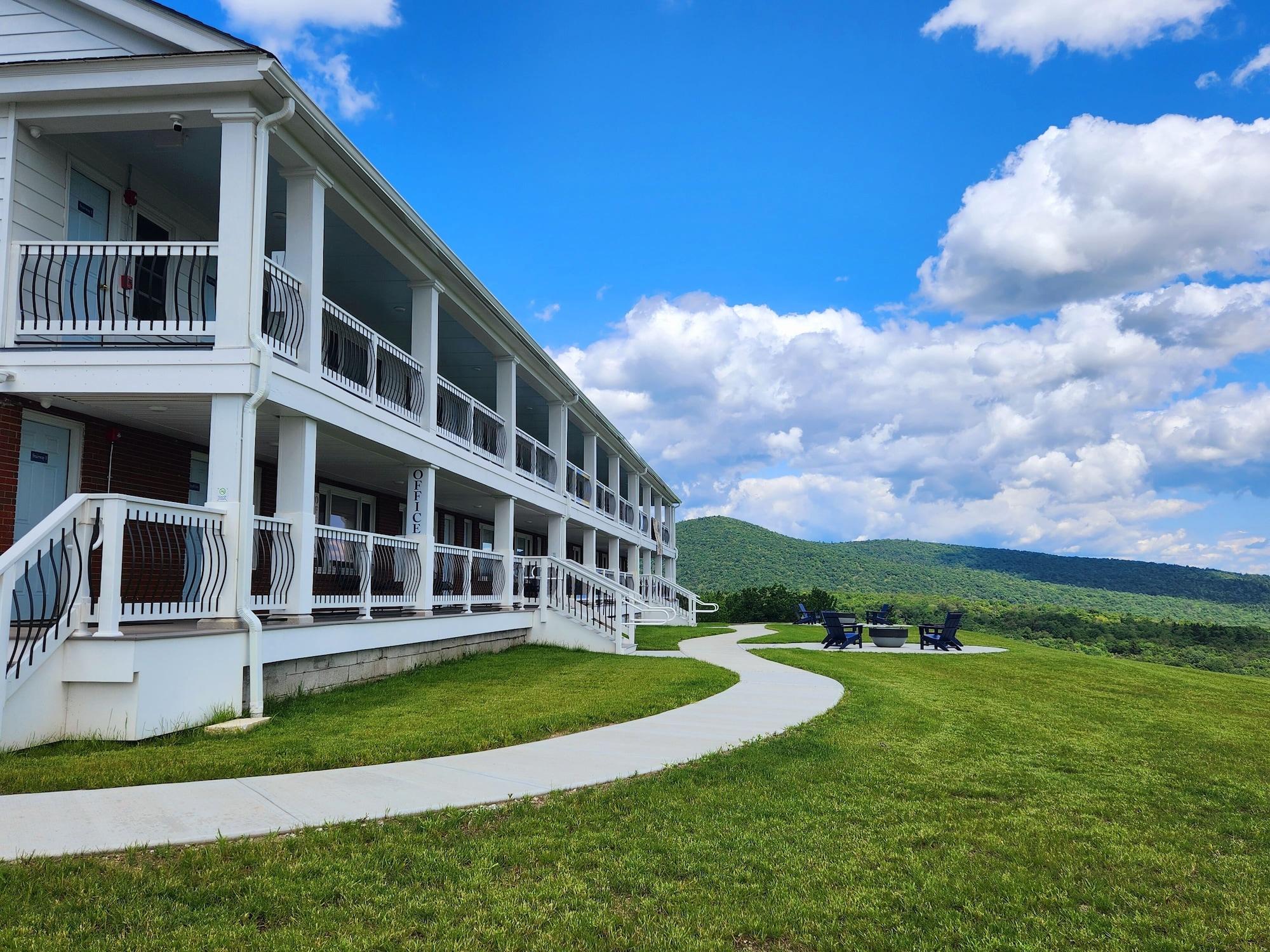 Vista Exterior Blue Vista Motor Lodge