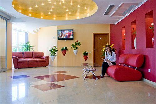 Vista Lobby Silver Hotel Conference and Spa