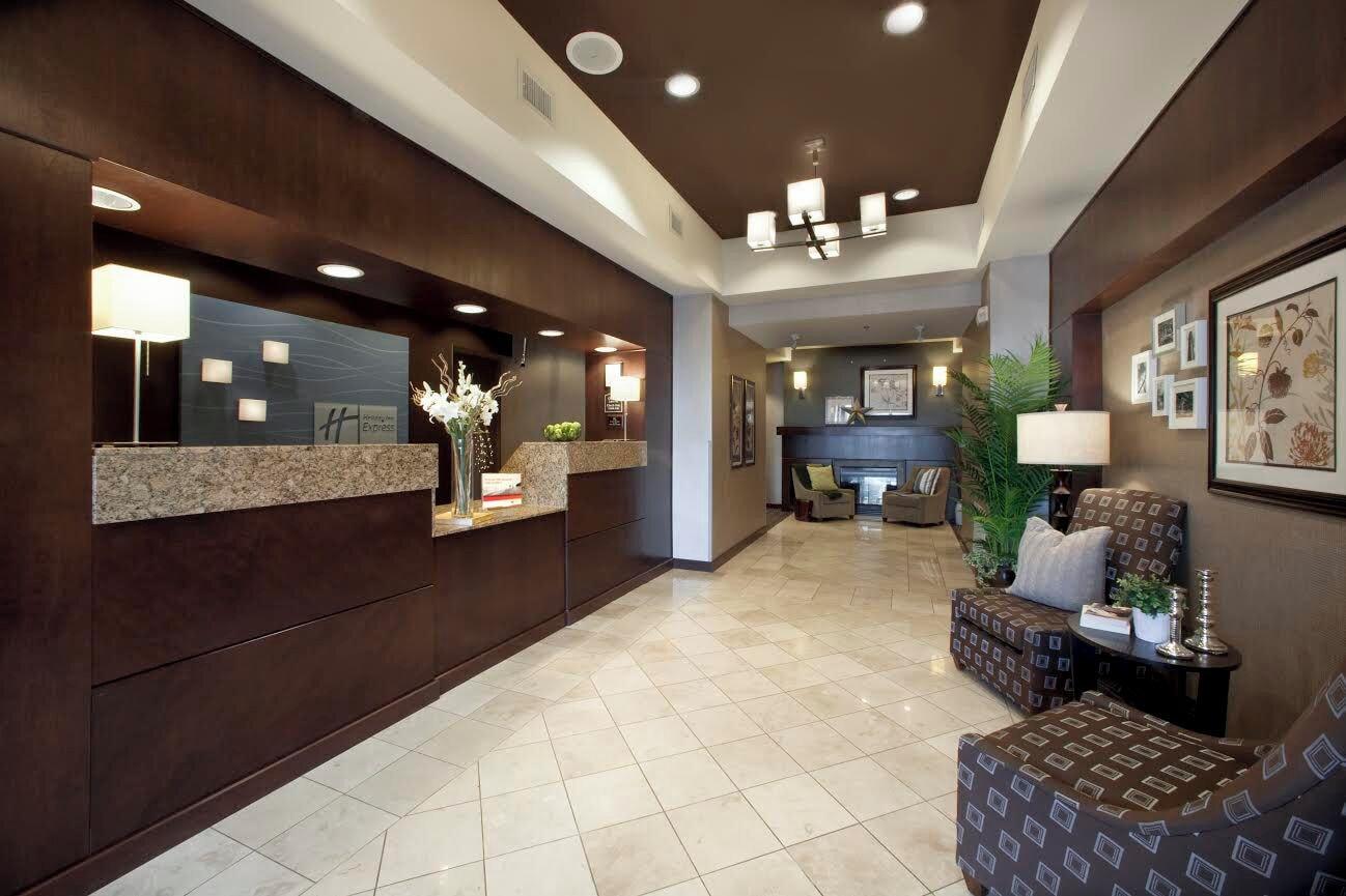 Vista Lobby Holiday Inn Express Hotel & Suites Austell - Powder Springs by IHG
