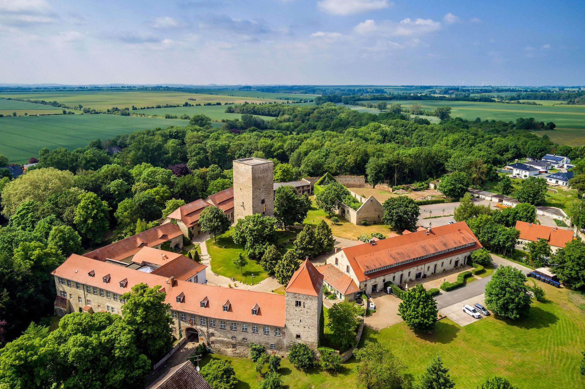 Vista Exterior Hotel Burg Wanzleben
