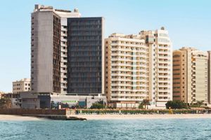 Alojamiento - Wyndham Garden Ajman Corniche