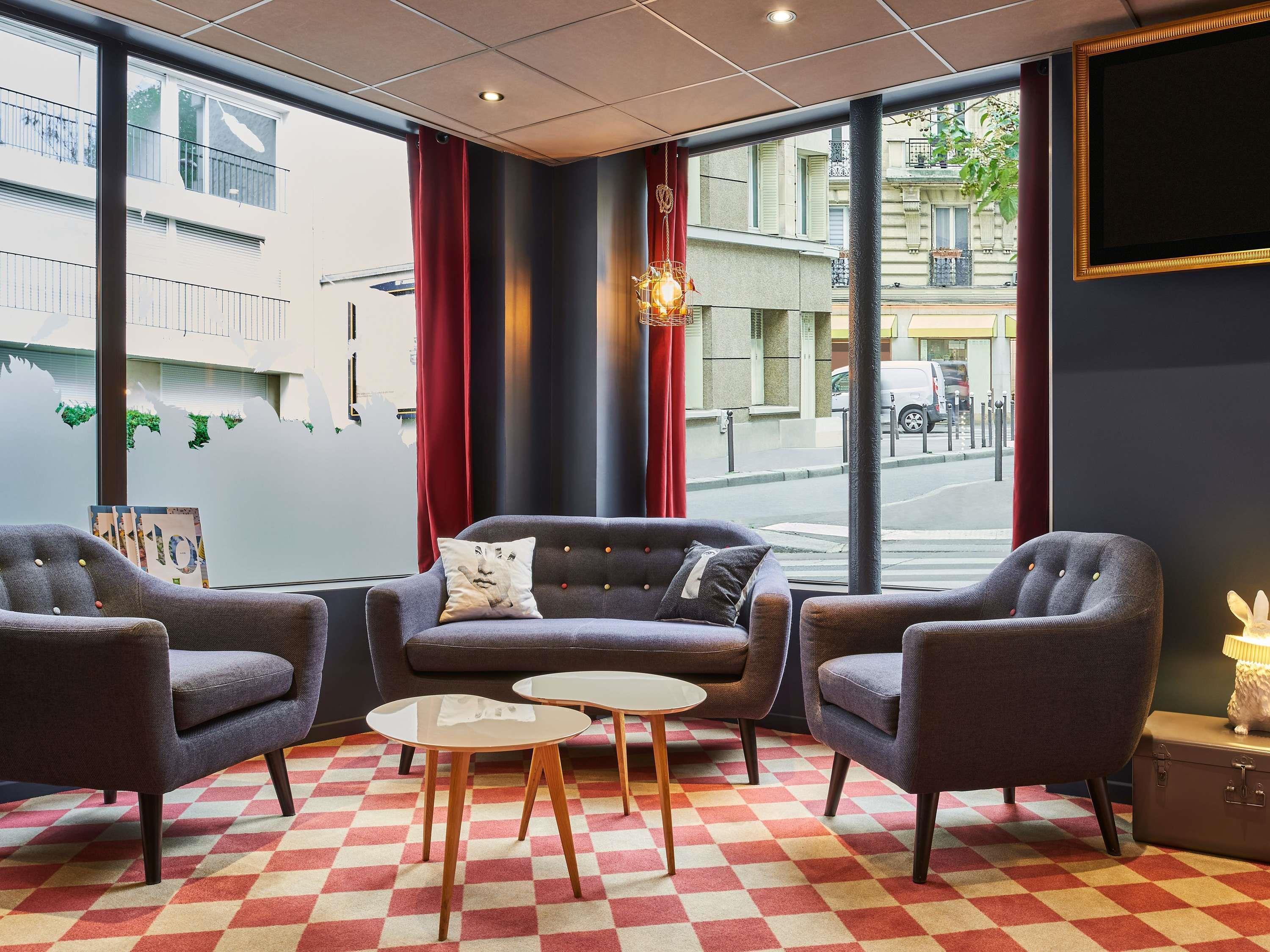 Vista Lobby ibis Styles Paris Alésia Montparnasse