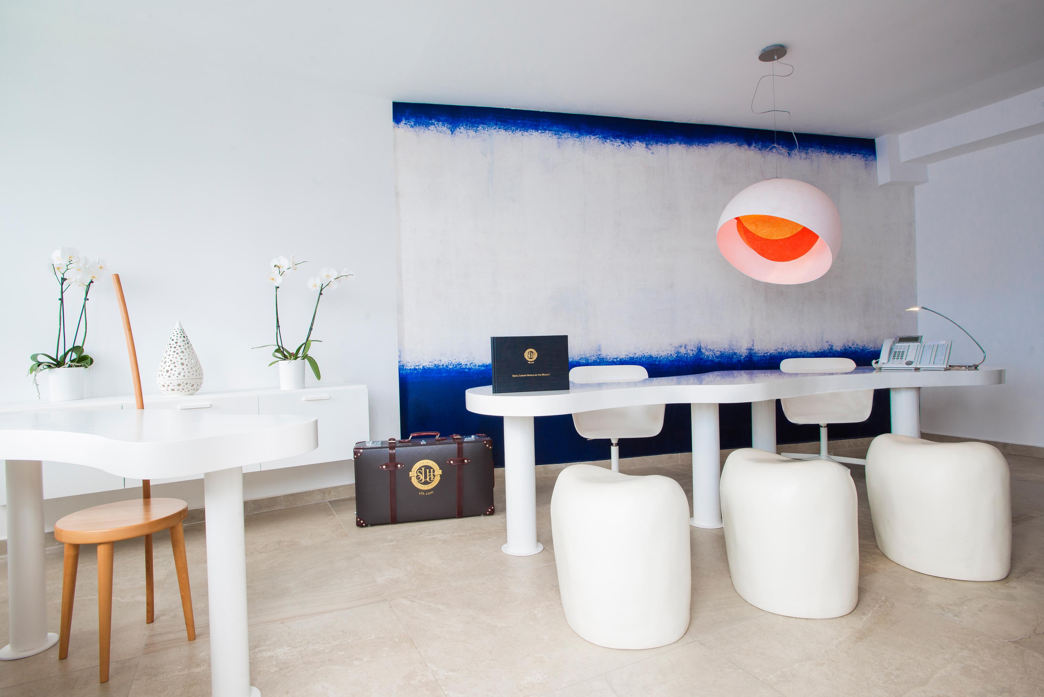 Vista Lobby Santorini Secret Suites & Spa