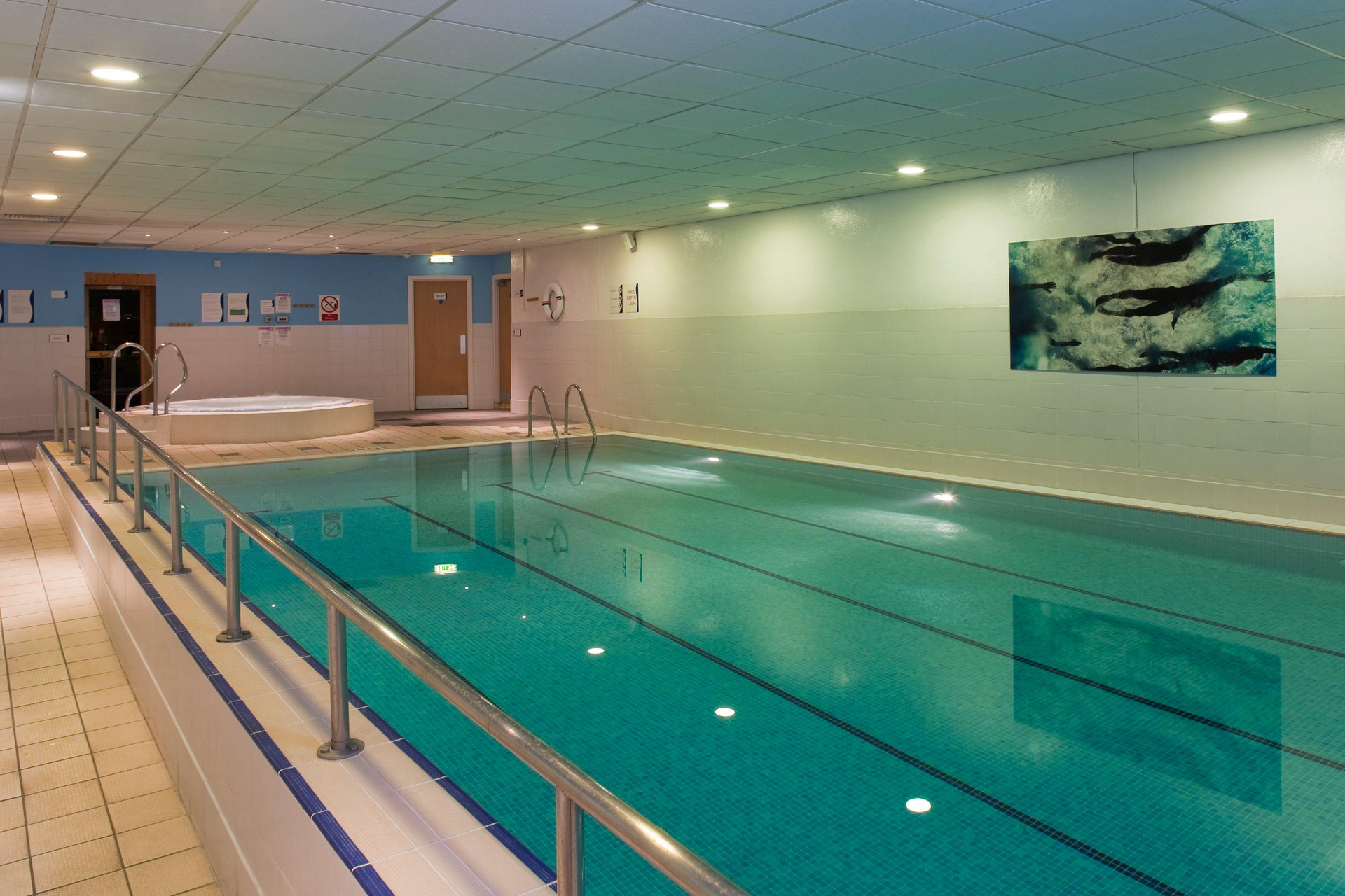 Vista Piscina Holiday Inn Edinburgh by IHG