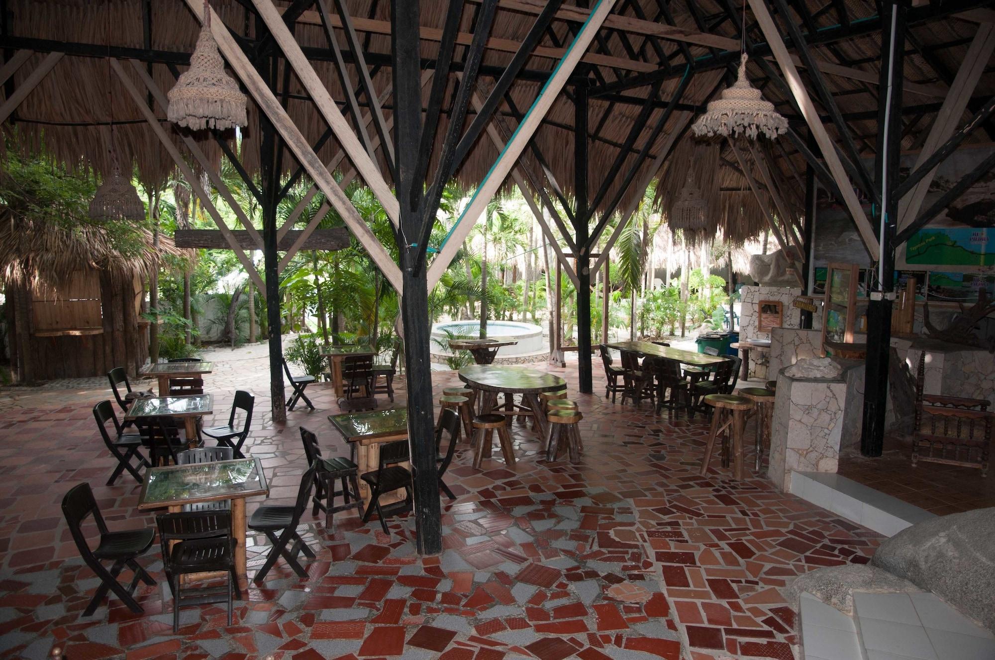 Restaurant Ecohostal Rio Piedra - Hostel