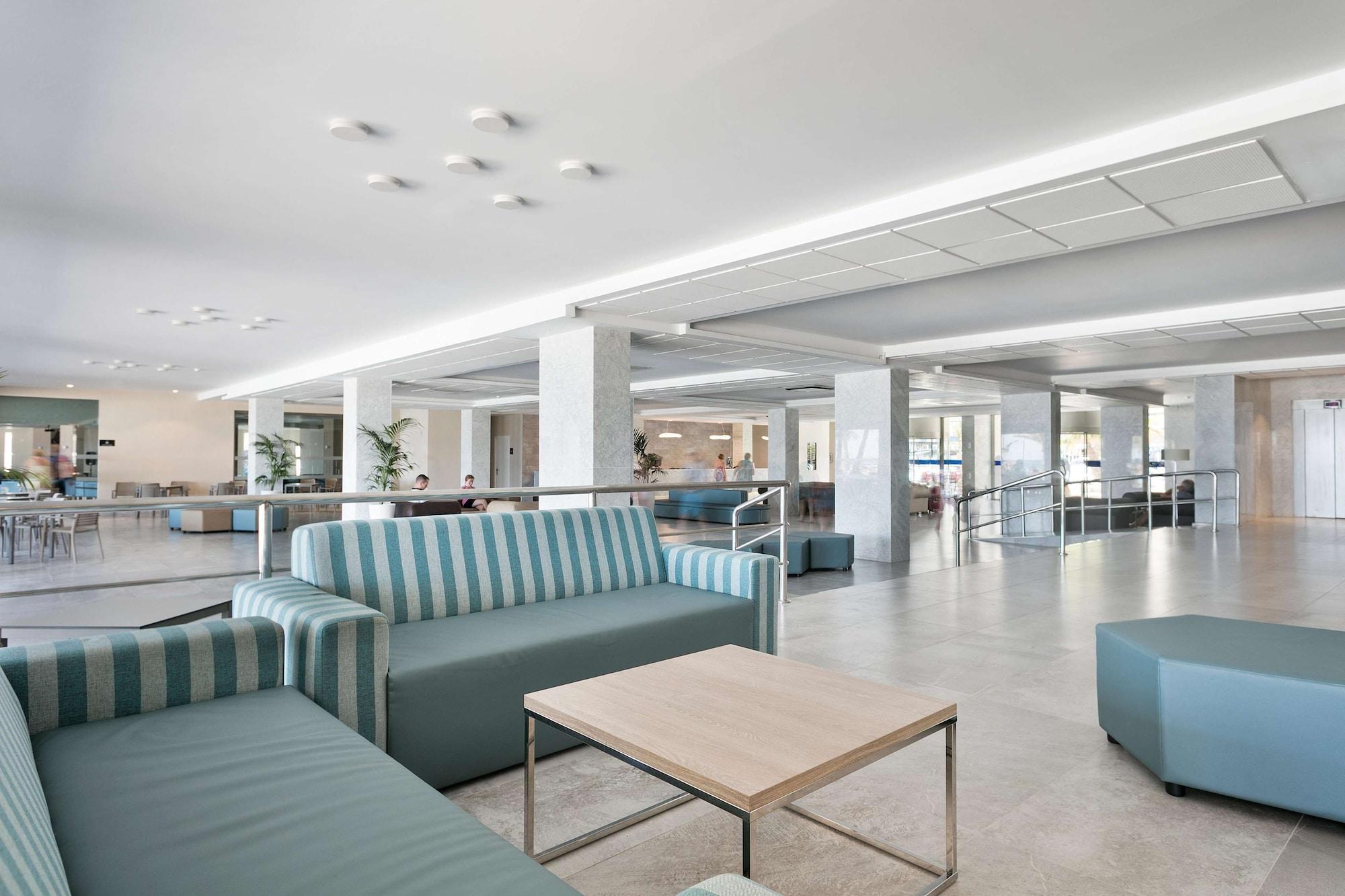 Vista Lobby Hotel Best Sabinal