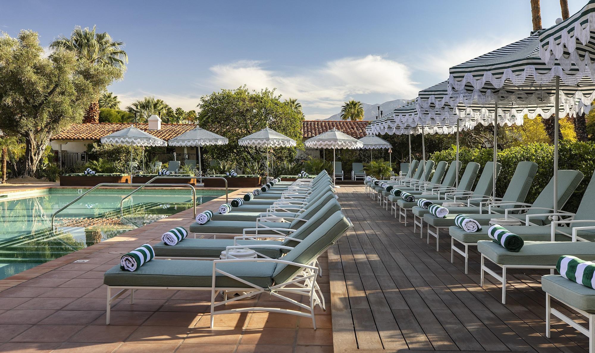 Vista Piscina The Colony Palms Hotel and Bungalows - Adults Only