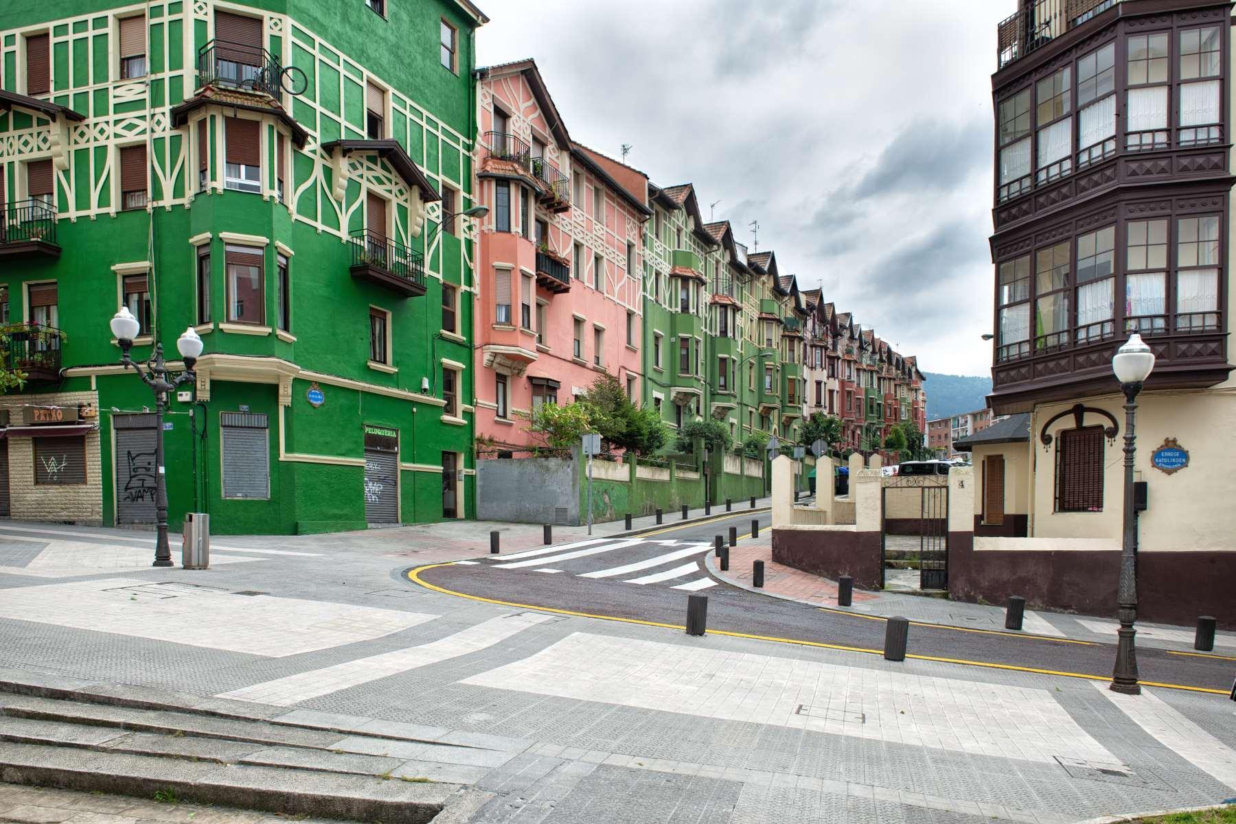 Vista Exterior voco Bilbao City by IHG