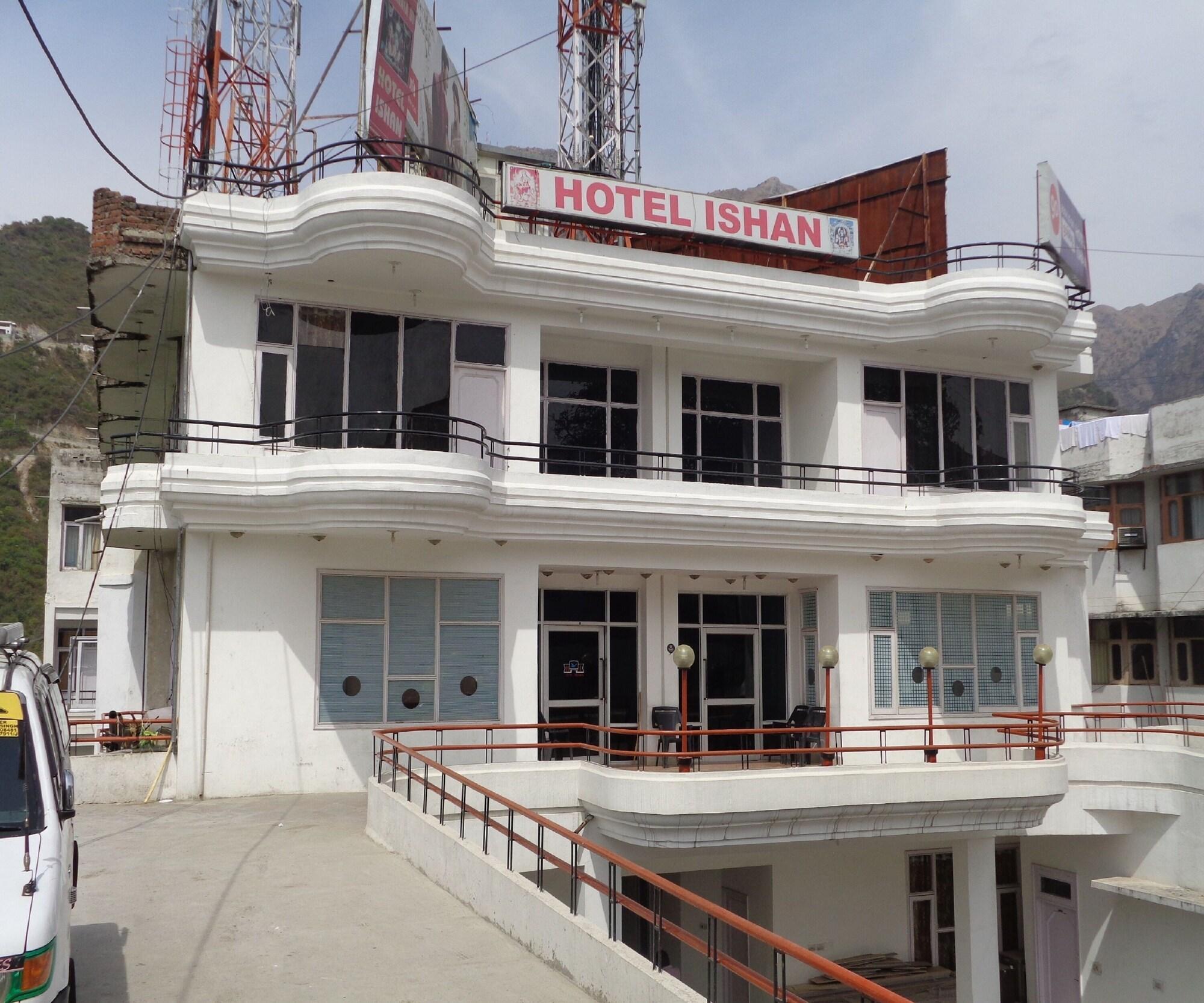 Vista Exterior Hotel Ishan