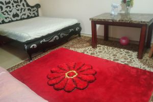 Alquiler Vacacional - Furnished. Room in a. Villa. Walkable to al ain mall