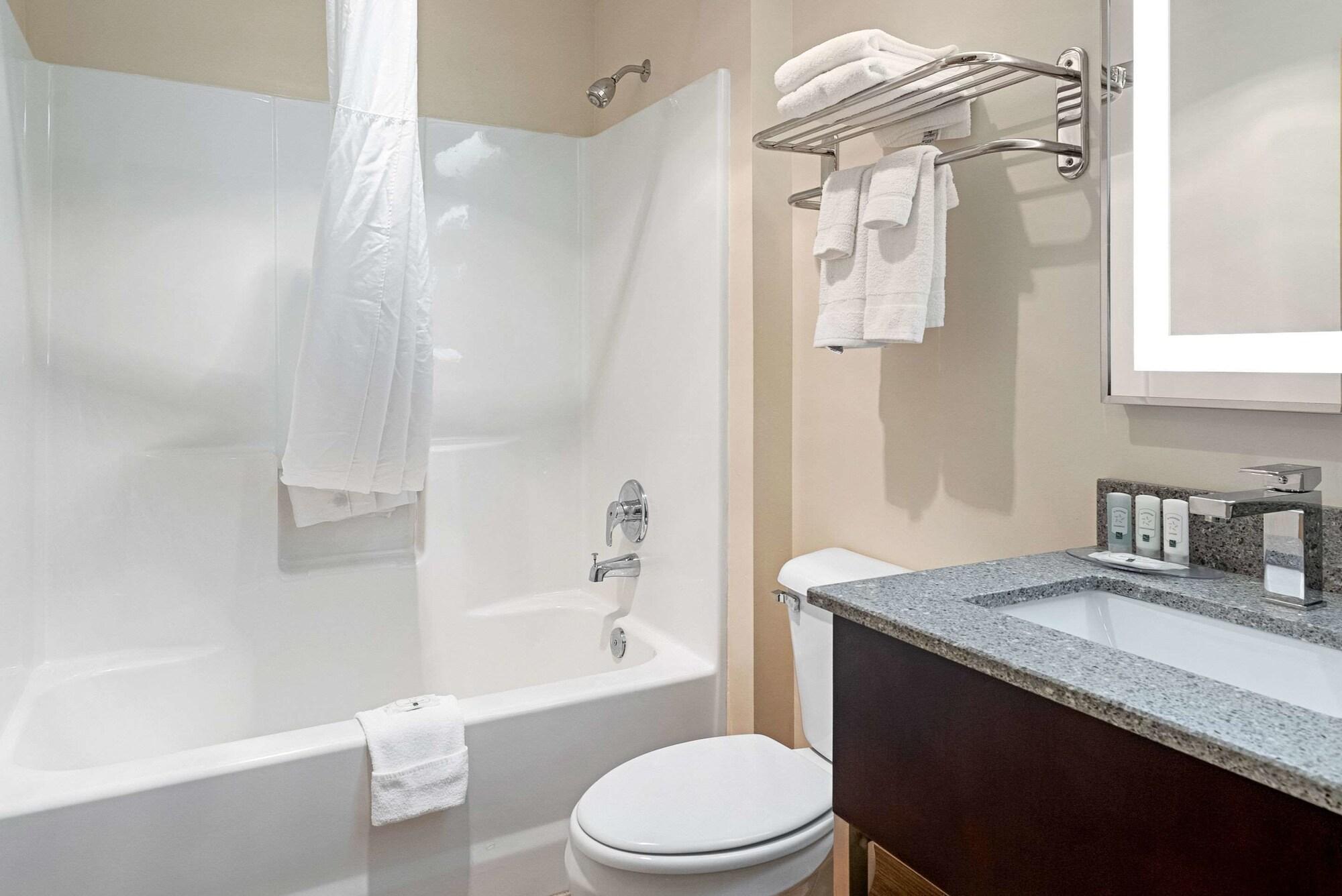 Equipamiento de Habitación Quality Inn & Suites Robbinsville