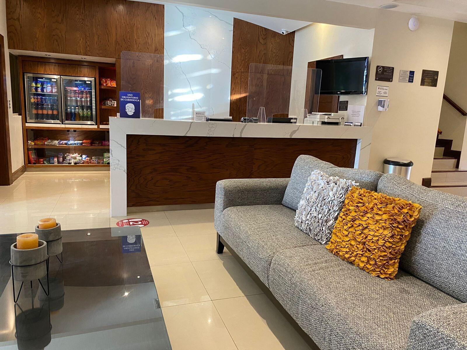 Vista Lobby Best Western Plus Chihuahua Aeropuerto