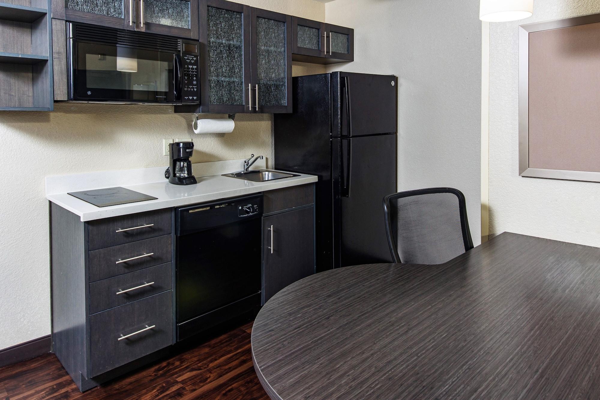 Equipamiento de Habitación Candlewood Suites Appleton by IHG