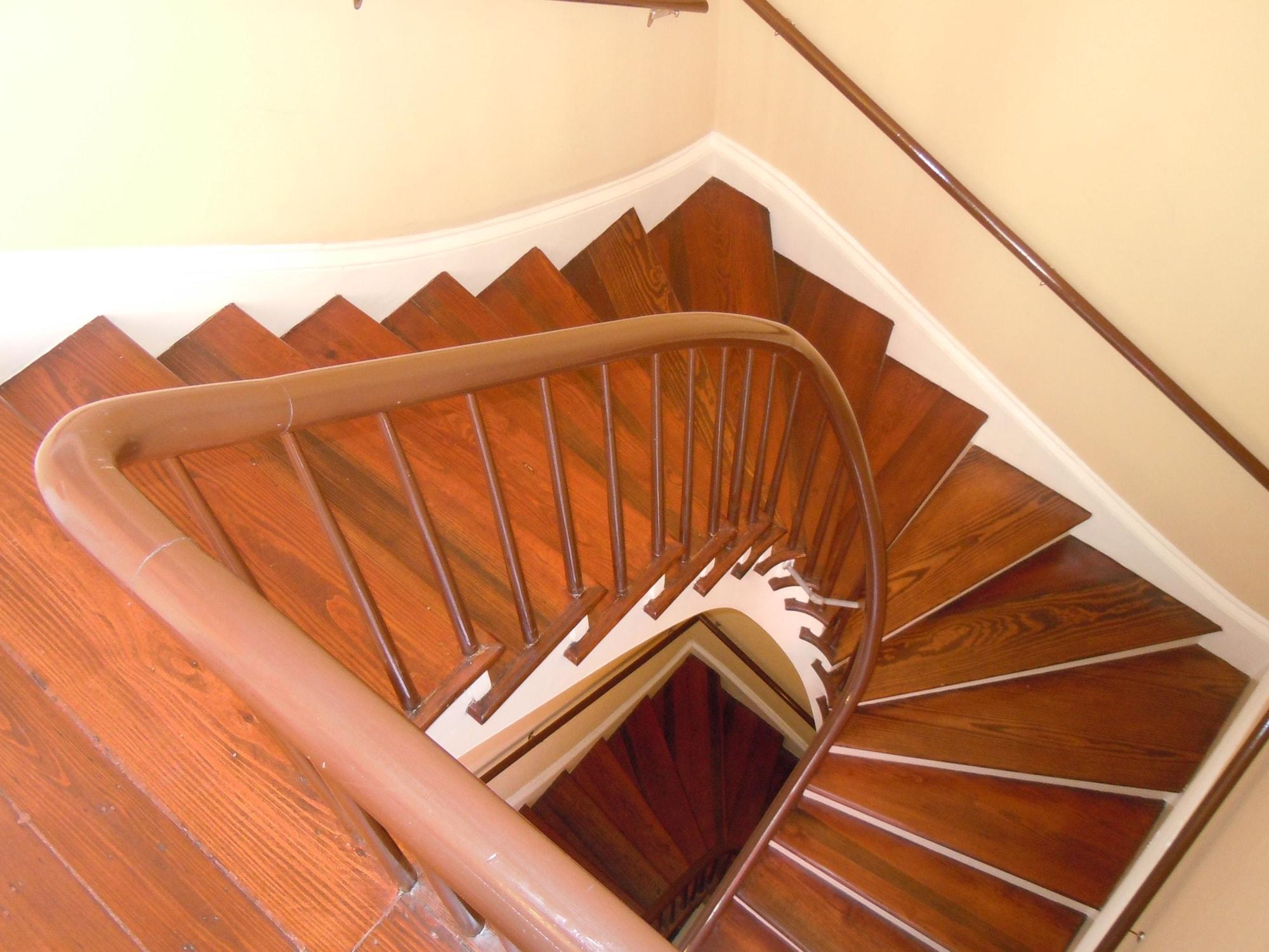 Varios Grenoble House