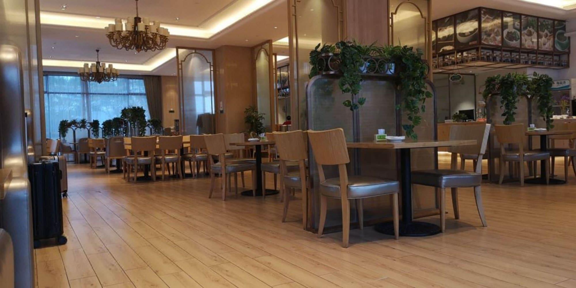 Restaurant Vienna Good Sleep International Hotel