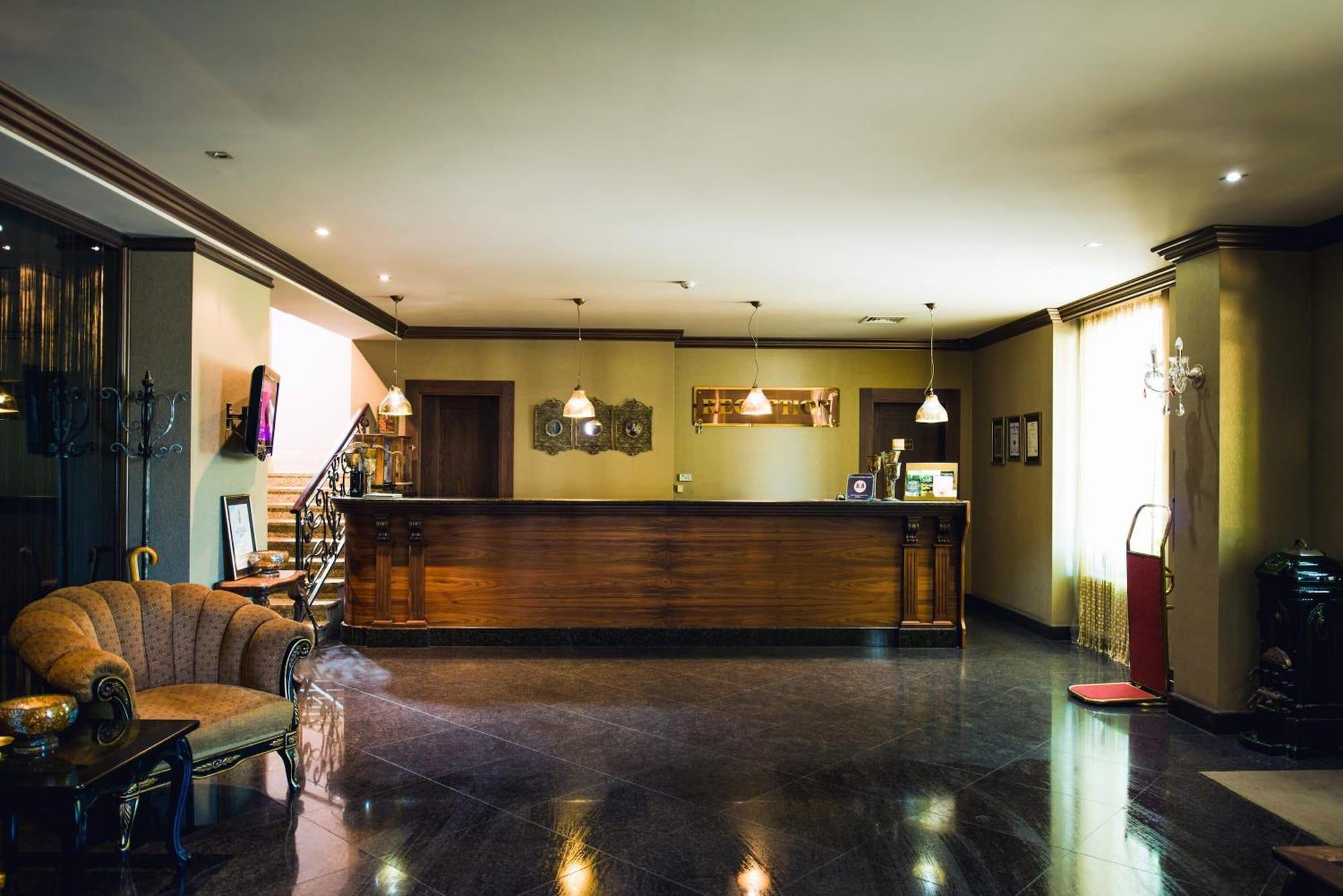 Vista Lobby Ventura Boutique Hotel