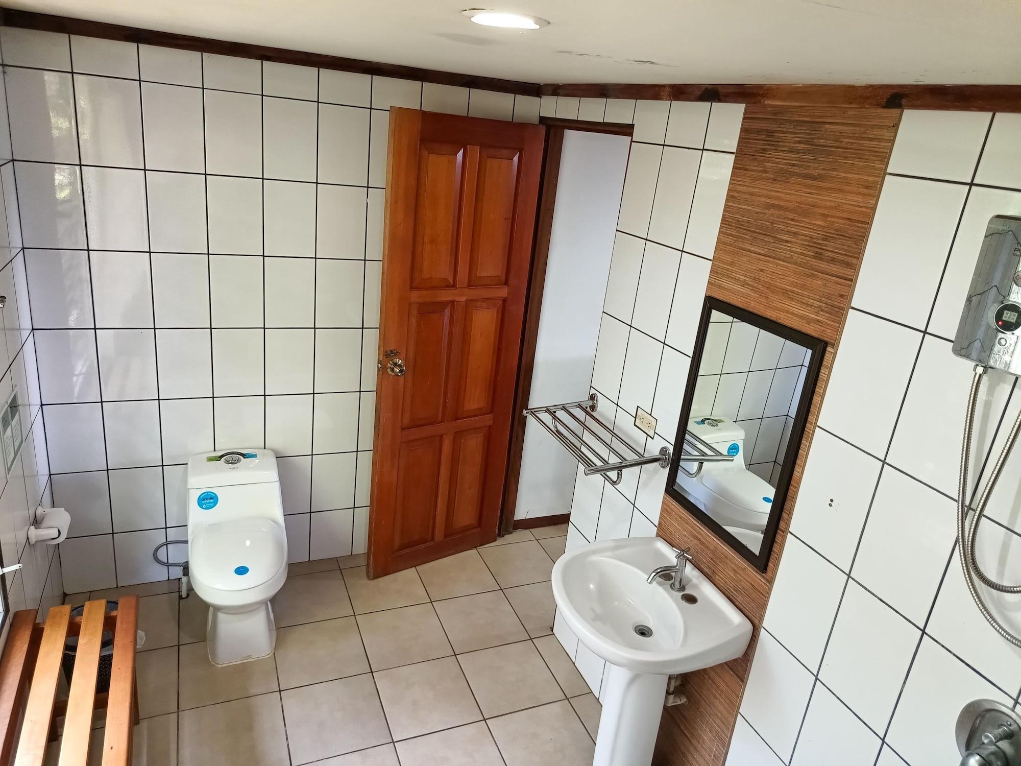 Equipamiento de Habitación Cabinas Agua Luna Frente al Mar